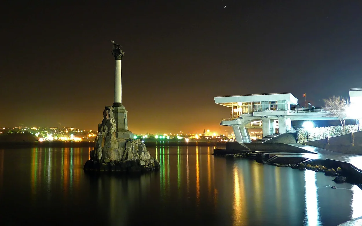 Работа в Севастополе