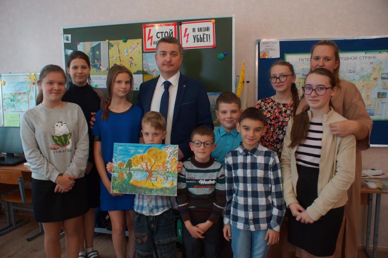 Руководитель Смоленскэнерго поздравил воспитанников Православного детского дома с началом учебного года