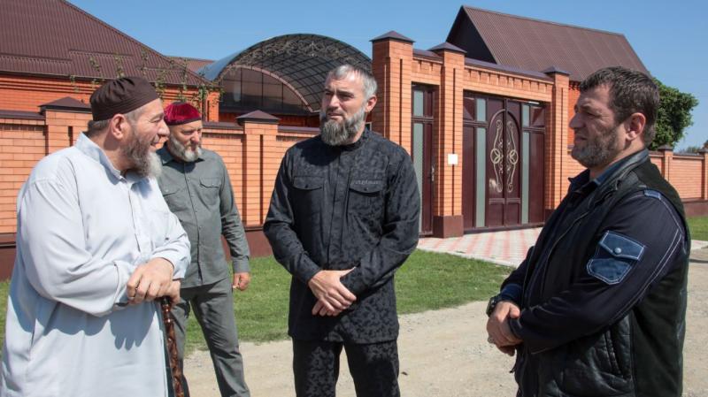 Начальник Управления Росгвардии по Чеченской Республике совершил
рабочую поездку в 8-й сектор региона.