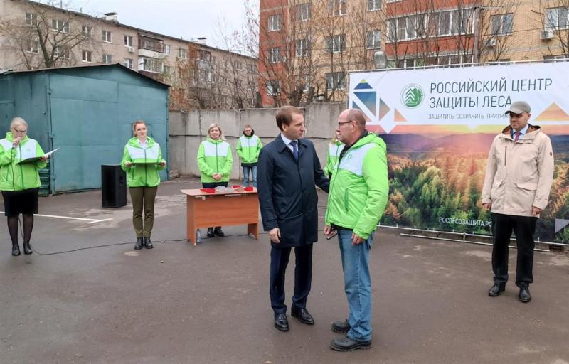 Автопарк Смоленского центра защиты леса пополнился новой техникой