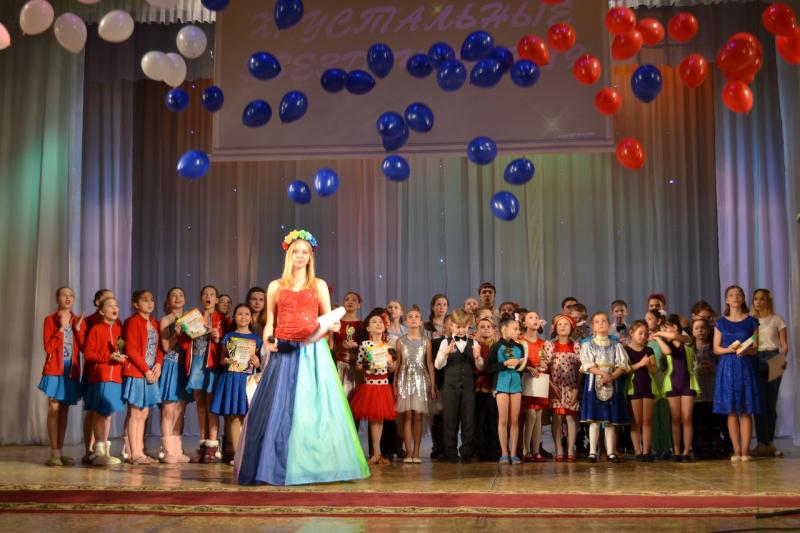 Судебные приставы приглашают на концерт «Хрустальные звездочки-2023»