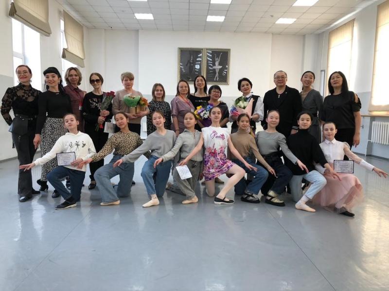 Соелма Дагаева, глава минкультуры Бурятии -
Концертмейстер важная в балете профессия!