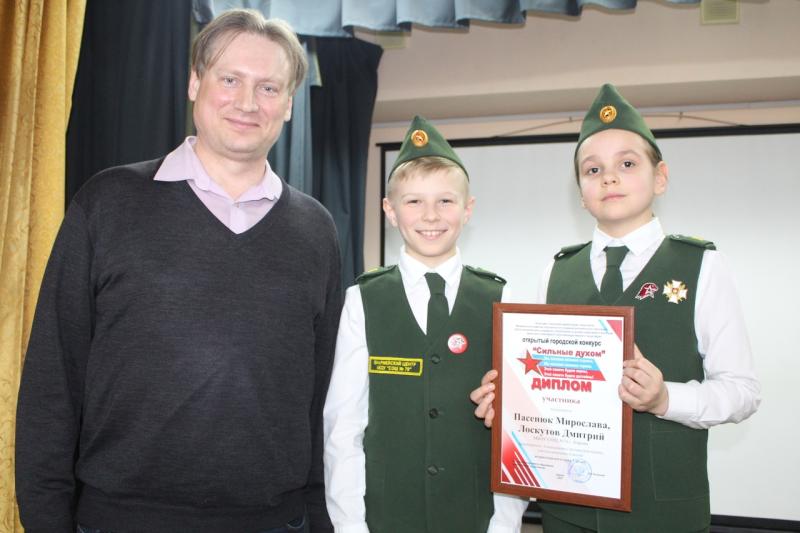 В Кирове подшефные росгвардейцев приняли участие в городском патриотическом проекте 