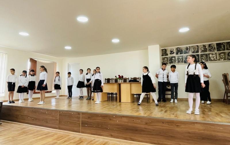 В Нагорном Карабахе состоялась методическая конференция учителей русского языка. Фоторяд