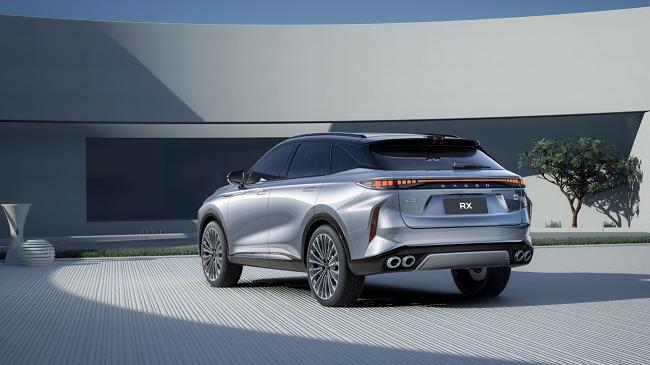 Автомобиль EXEED RX появится в России уже летом 2023 года