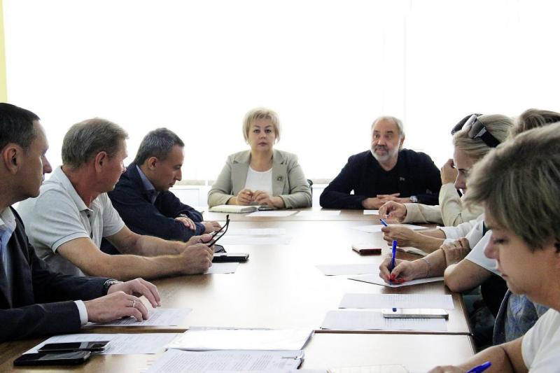 Депутат ЗСК Виктор Тепляков принял участие в заседании экологического совета