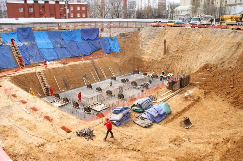 Rariteco: В Москве дефицит новостроек делюкс-класса на котловане