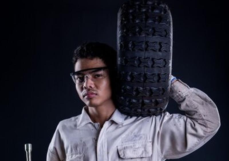 Мигранты угрожают расправой русской семье в Новосибирске