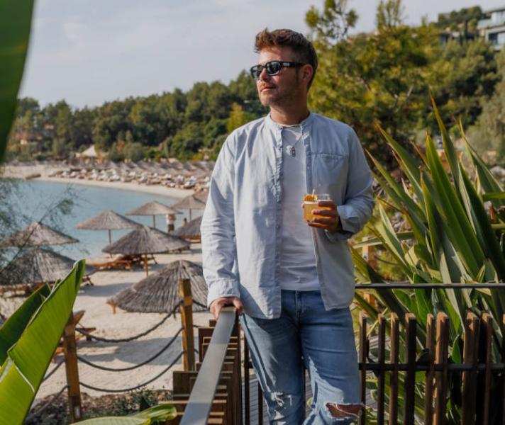 Самый известный турагент России Тариел Гажиенко: ТОП вещей, которые многие забывают взять в путешествие