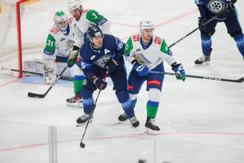 Четыре технических поражения ХК «Сибирь» прокомментировал министр НСО Сергей Ахапов