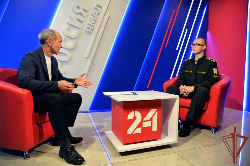 Курсант Росгвардии рассказал в эфире телеканала о своем обучении в ведомственном вузе