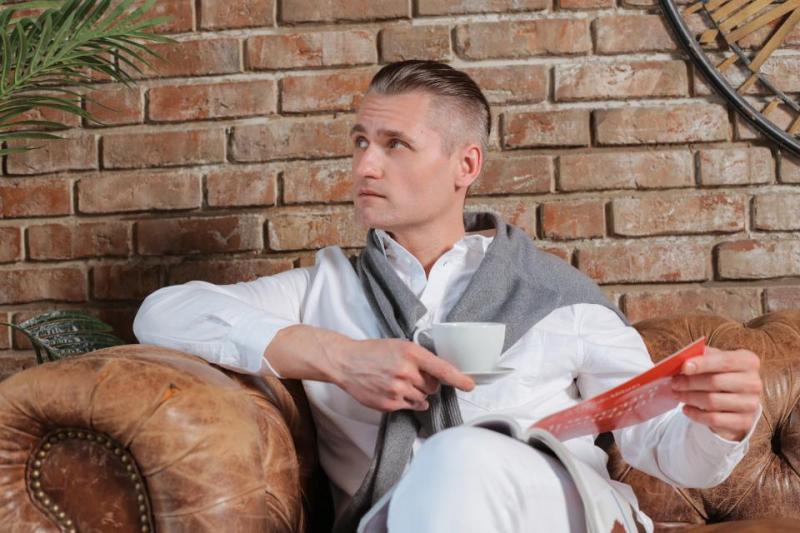 Главный врач клиники Мегастом Владимир Лосев: из прошлого в будущее