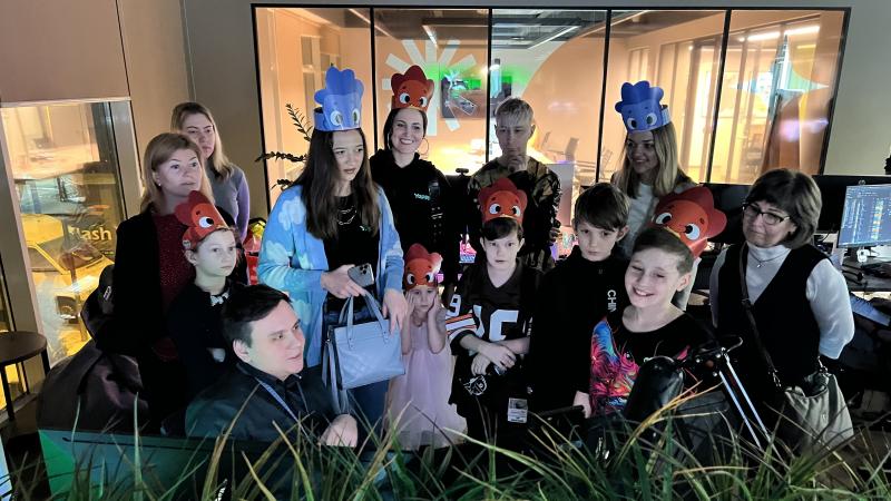 Команда «ЯРКО» показала детям и блогерам процесс создания мультфильмов