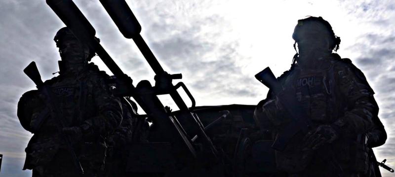 В ЧЕЧЕНСКОЙ РЕСПУБЛИКЕ РОСГВАРДЕЙЦЫ ПРОВЕЛИ ЗАНЯТИЕ С УЧАСТИЕМ АРТИЛЛЕРИИ