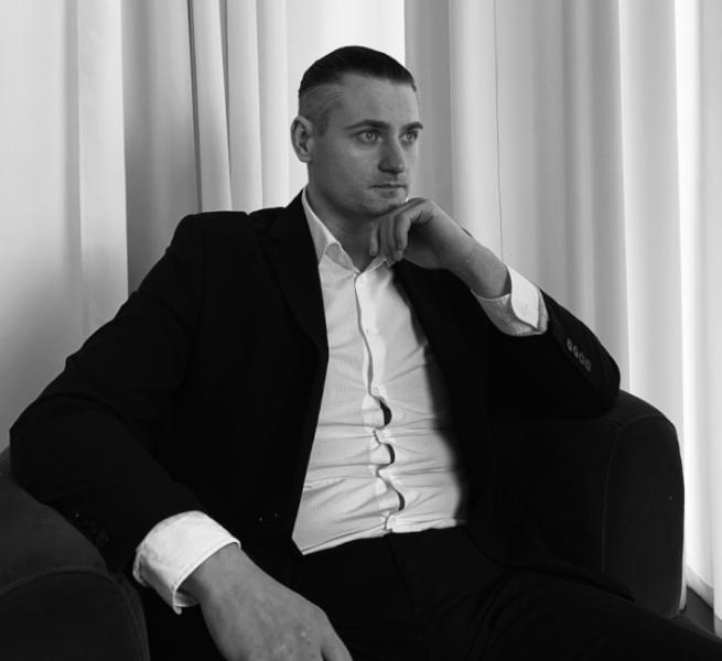 Стоматолог Владимир Лосев: как добиться голливудской улыбки