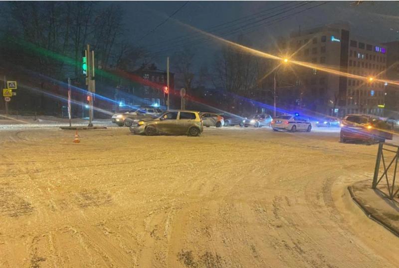 Годовалый ребенок пострадал в ДТП в Новосибирске