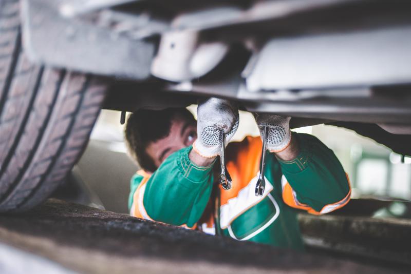 Обслуживание и замена тормозной системы автомобиля: когда и как это делать