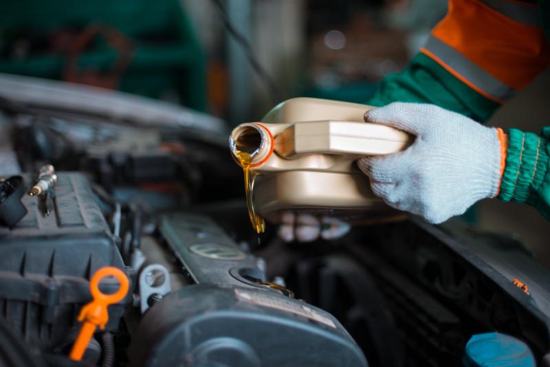 Как правильно выбрать моторное масло для автомобиля