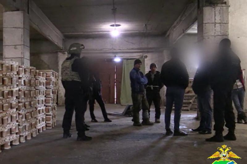 Мигрантов-рецидивистов задержали на транспортных объектах в Новосибирске