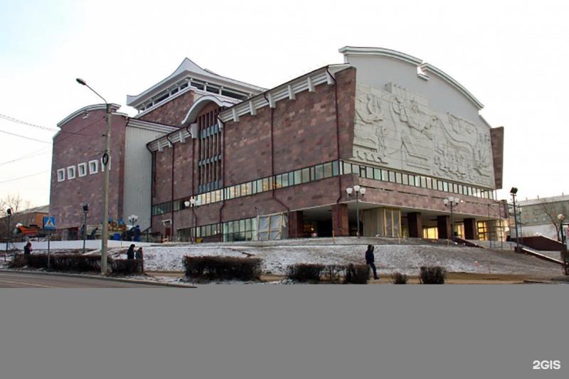 В Бурдрам театр директору вручена медаль «За заслуги» -  концерт, культура, Россия