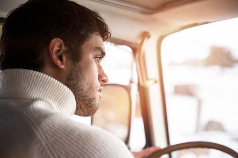 На автобусах, троллейбусах и трамваях Новосибирска не хватает более 370 водителей