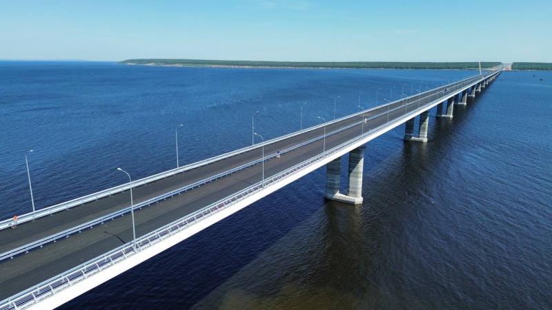 Завершена укладка асфальта на мосту в Тольятти