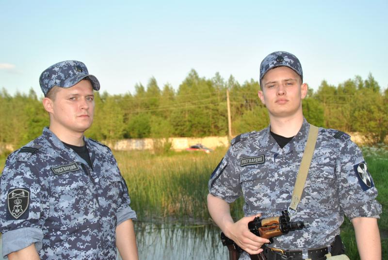 В Кирове сотрудники Росгвардии реанимировали едва не утонувшую девочку