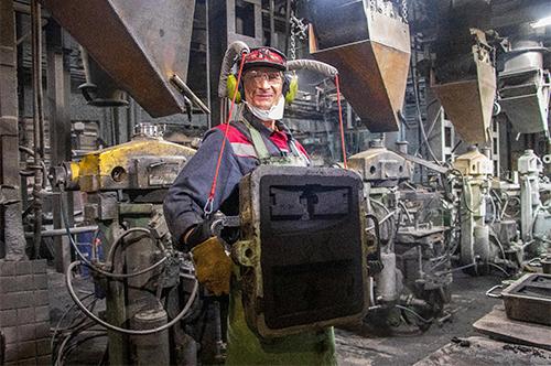 На Улан-Удэнском ЛВРЗ начали тестирование промышленных экзоскелетов