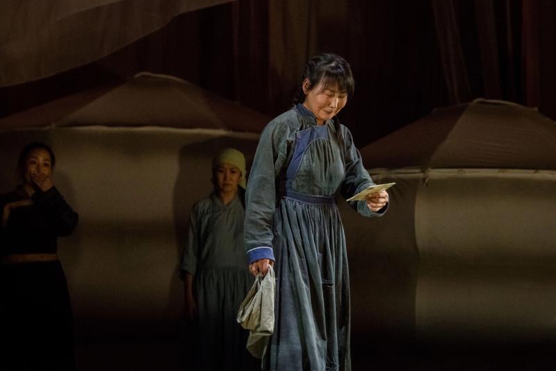 Санитарок Халхин-Гола сыграли бурятские актрисы- Театр, Культура и Концерт, Россия и Дети