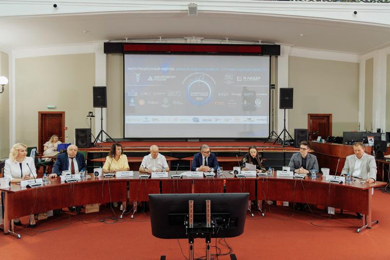 ДОМ, который построит РФ: главные строители страны обсудили совместные планы