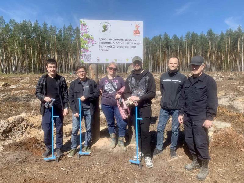 Судебные приставы Марий Эл присоединились к акции «Сад памяти» в честь 80-летия Победы