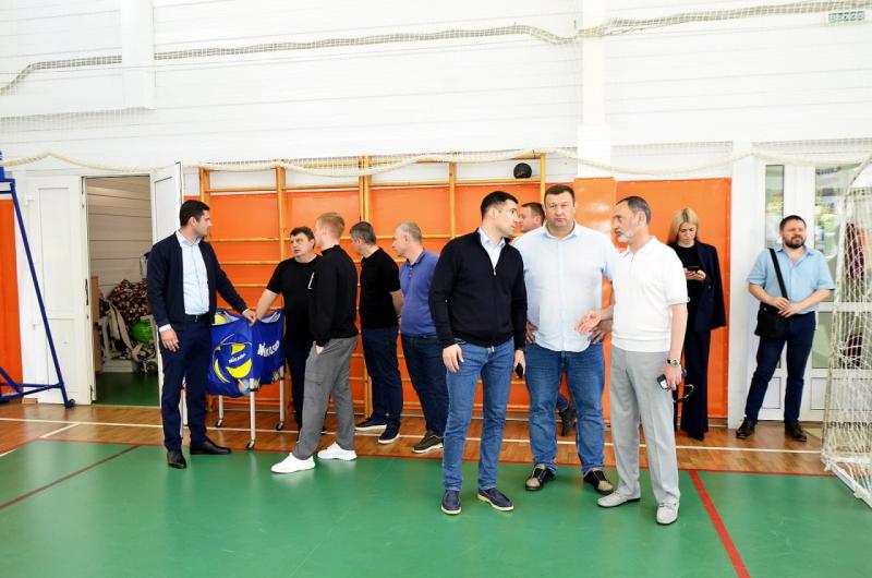 Депутат ЗСК Виктор Тепляков принял участие в совещании с Министром спорта региона Серафимом Тимченко