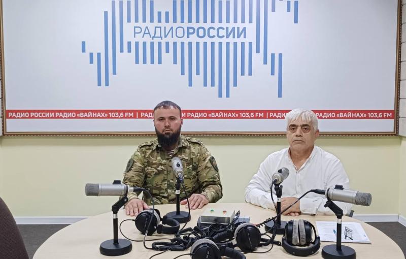 ОФИЦЕР РОСГВАРДИИ ПРИНЯЛ УЧАСТИЕ В ВЕДОМСТВЕННОЙ РАДИОРУБРИКЕ