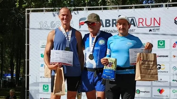 В Кирове ветеран Росгвардии занял второе место в соревнованиях по бегу