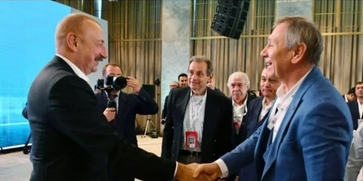 Александр Проханов выступил в поддержку иноагента Сергея Маркова*