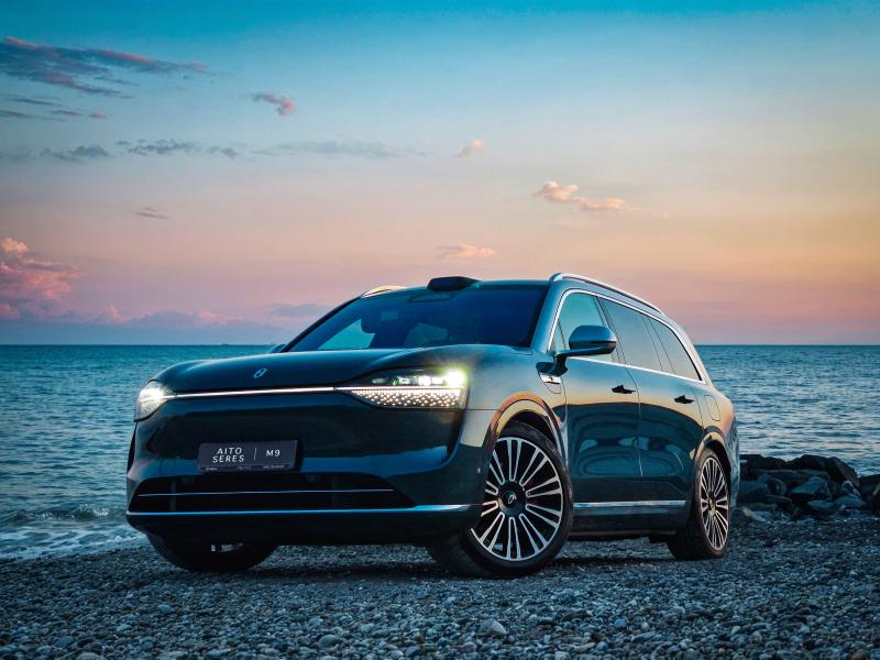 Премиальный автобренд AITO SERES прошел испытания сочинскими серпантинами