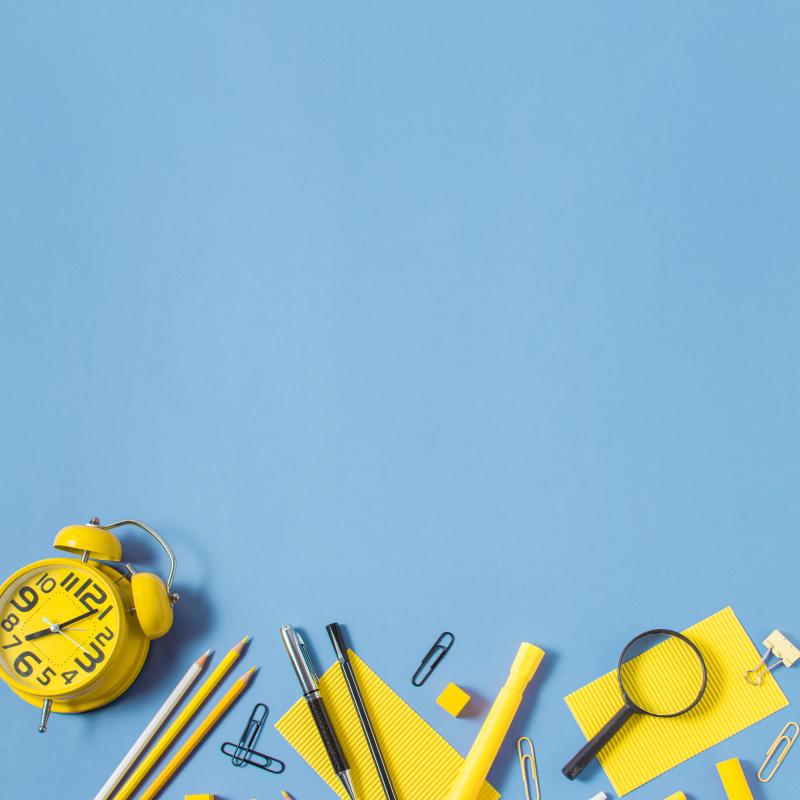 37% респондентов в День учителя отметили радостные воспоминания о школьных годах