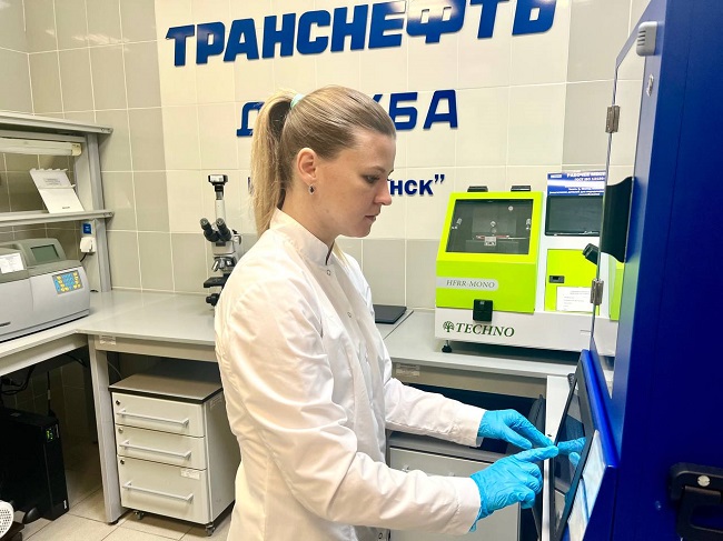 АО «Транснефть – Дружба» за 9 месяцев 2025 года выполнило более 160 тысяч испытаний нефти и нефтепродуктов