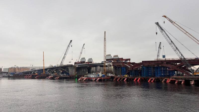 Напроектстрой приступил к монтажу разводного пролета Большого Смоленского моста